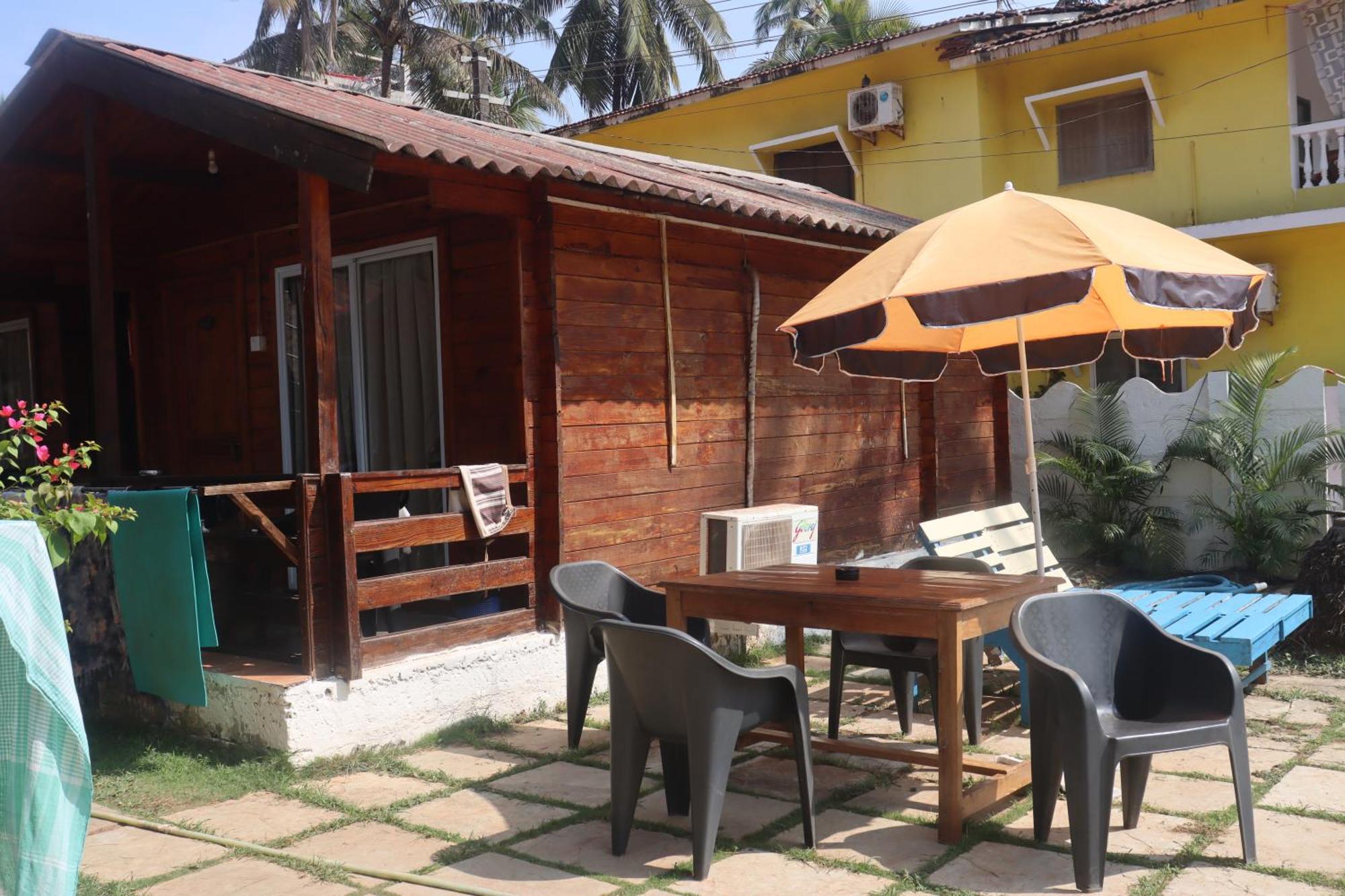 Selesta Sea By The Beach Morjim Extérieur photo